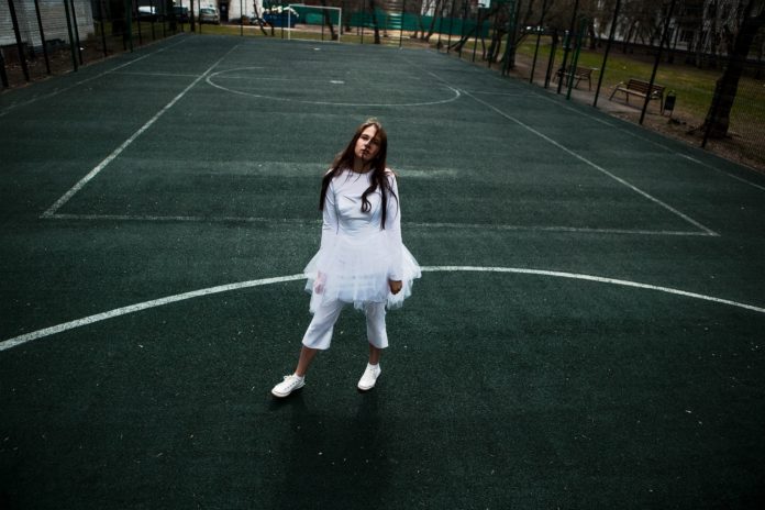 tennis-court-2382206_1920 Confessions of an introverted ex-party girl | Twin Cities Agenda